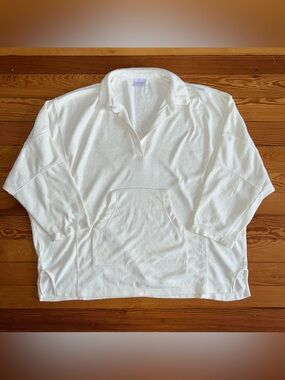 OUT FROM UNDER Kangaroo Pullover